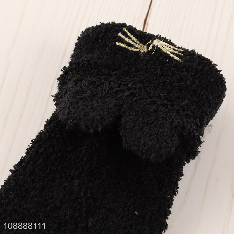 Hot selling winter fuzzy socks kawaii microfiber slipper socks