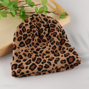 Factory price men women winter hat leopard pattern knitted beanie