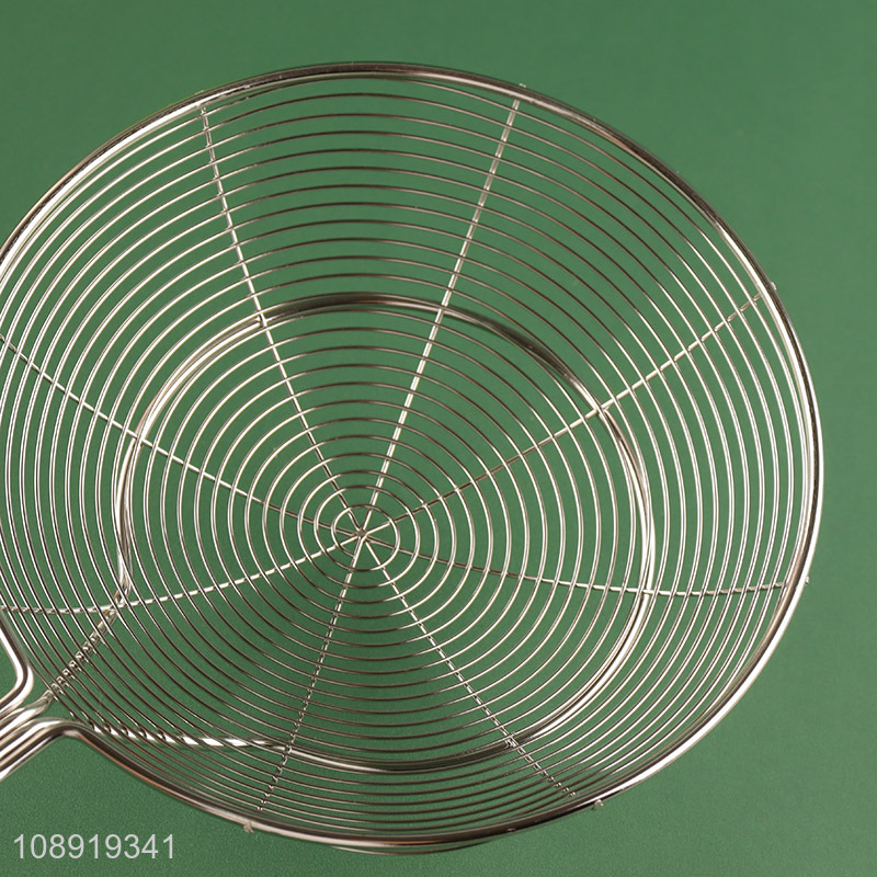 Good selling long handle food strainer wire skimmer for kitchen