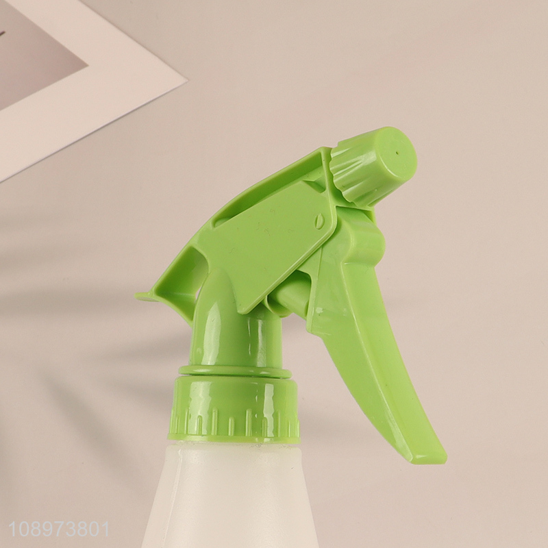 Good quality garden supplies plastic press spray bottle