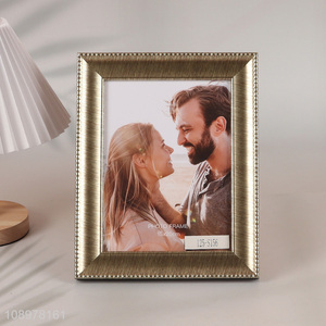 China Imports 6X8 Inch MDF Standing Photo Frame for Tabletop Decor