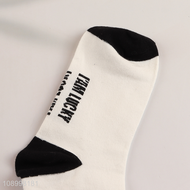 Factory Price Soft Comfy Breathable Cotton Crew Socks for Women