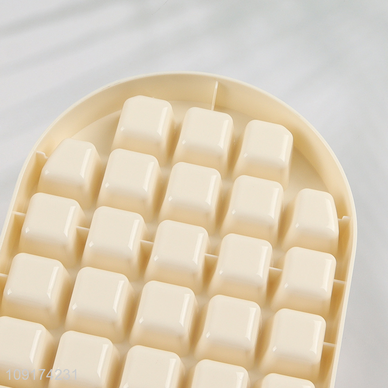 New Product Plastic Ice Cube Tray with with Lid, Ice Bin & Ice Scoop