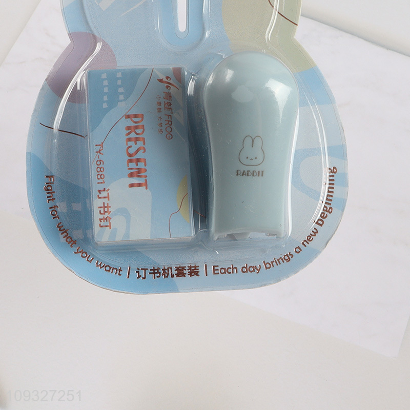 Hot items cartoon stationery stapler set
