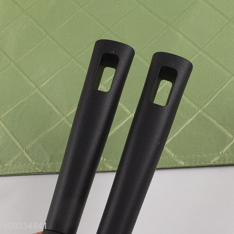 Good quality kitchen gadget garlic press