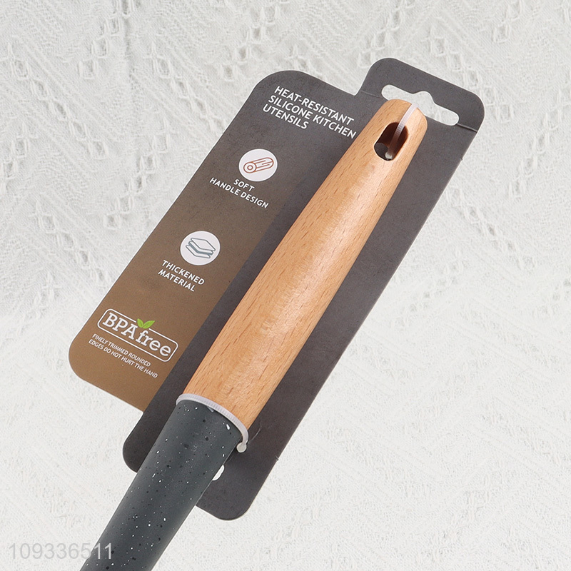 Most popular kitchen utensil spaghetti spatula