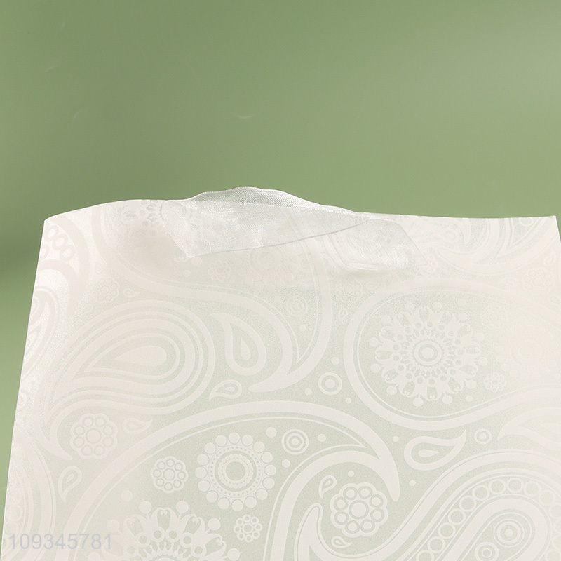 China wholesale white gifts packaging bag paper bag