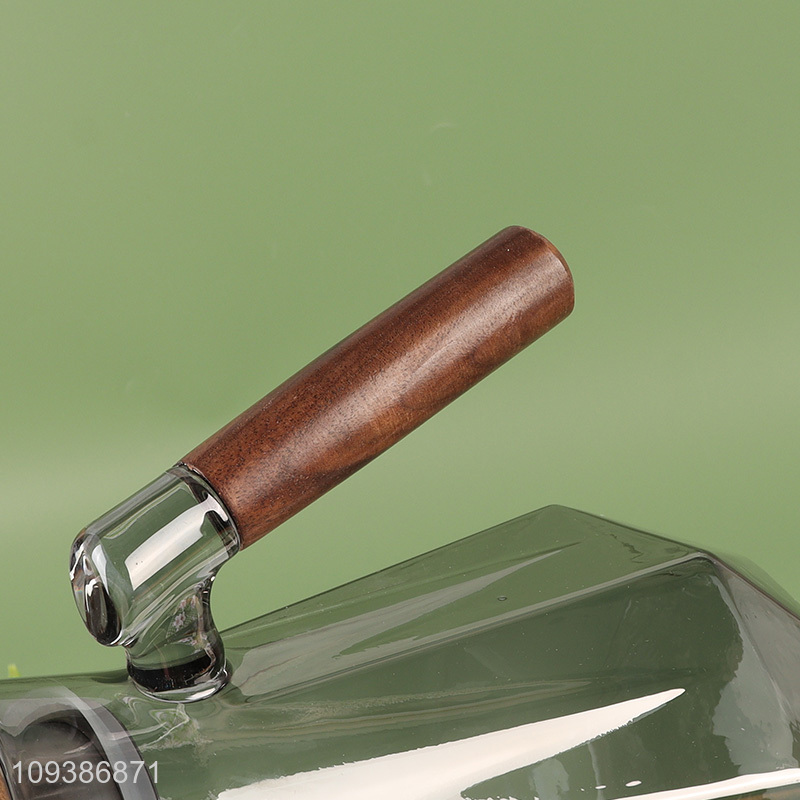 Online wholesale delicate glass water jug for kitchen