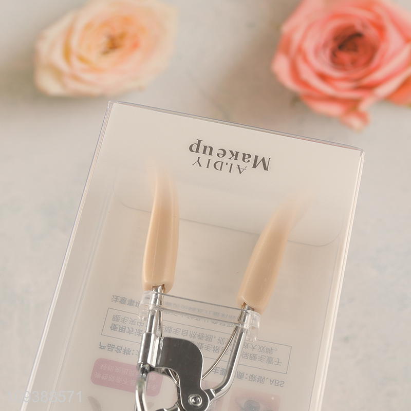Good quality natural makeup tool eyelash curler