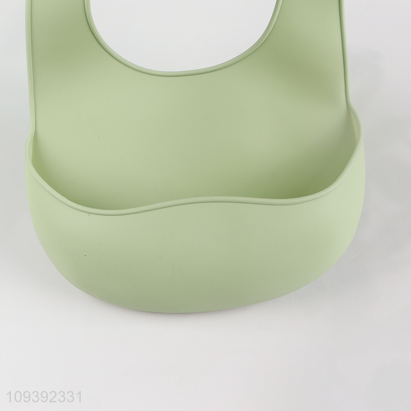 Factory direct sale waterproof silicone baby bibs wholesale
