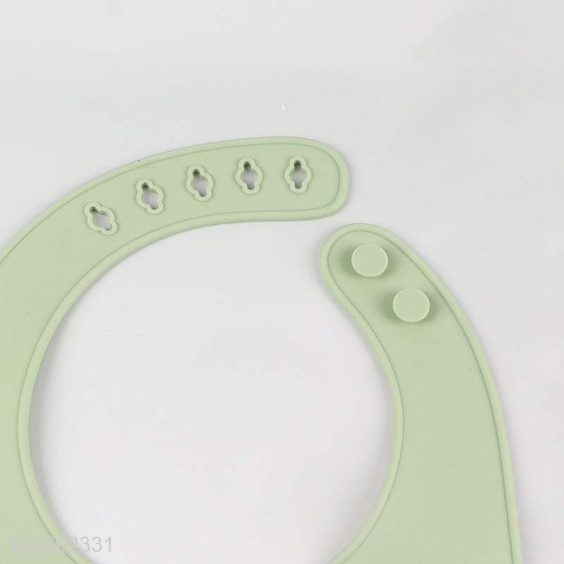 Factory direct sale waterproof silicone baby bibs wholesale