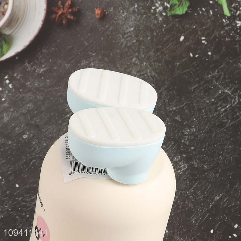 Top selling cute cartoon plastic cup with handle