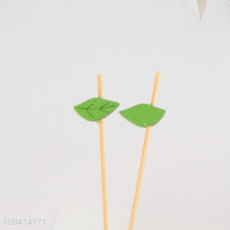 Yiwu market  leaves shape fruit skewers fruit picks