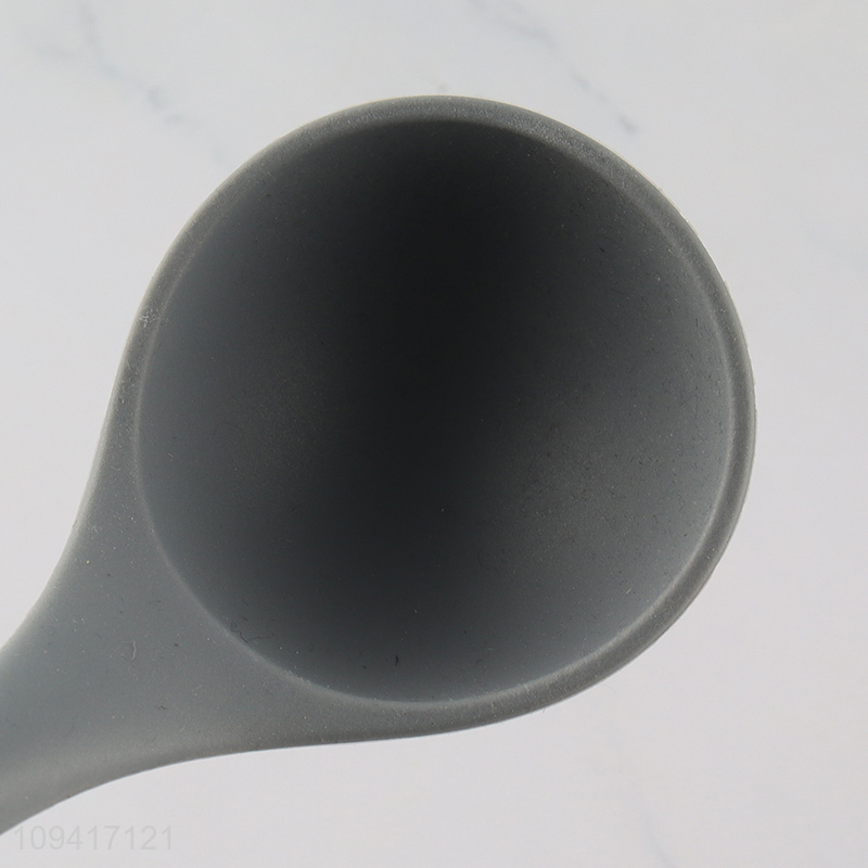 Hot items silicone long handle soup ladle