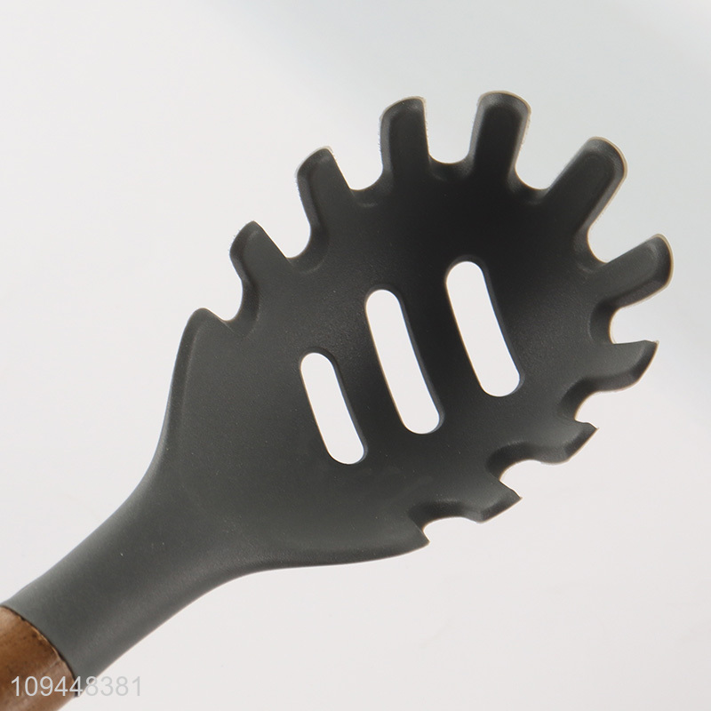 Hot sale long handle kitchen utensil spaghetti spatula