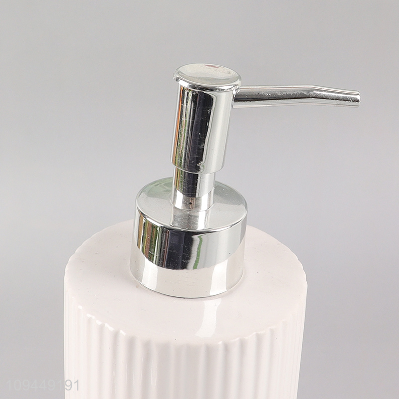 Top quality household bathroom liquid soap dispenser