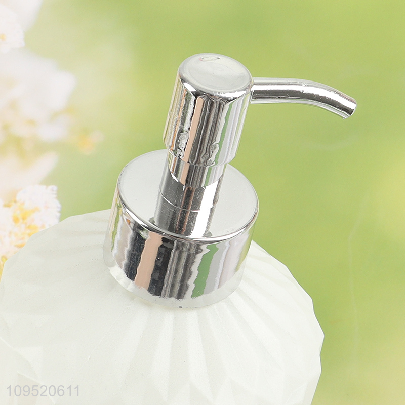Best selling manual press liquid soap dispenser