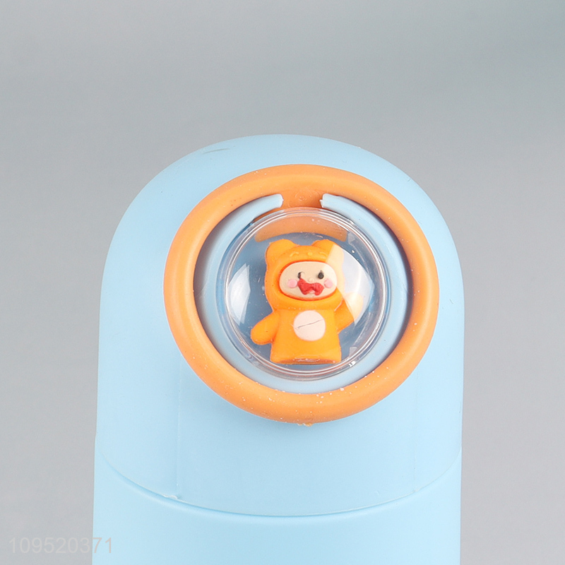 Low price cartoon glass water bottle for sale